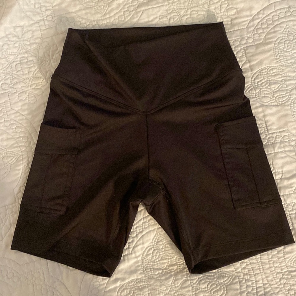 PINK bike shorts with pockets